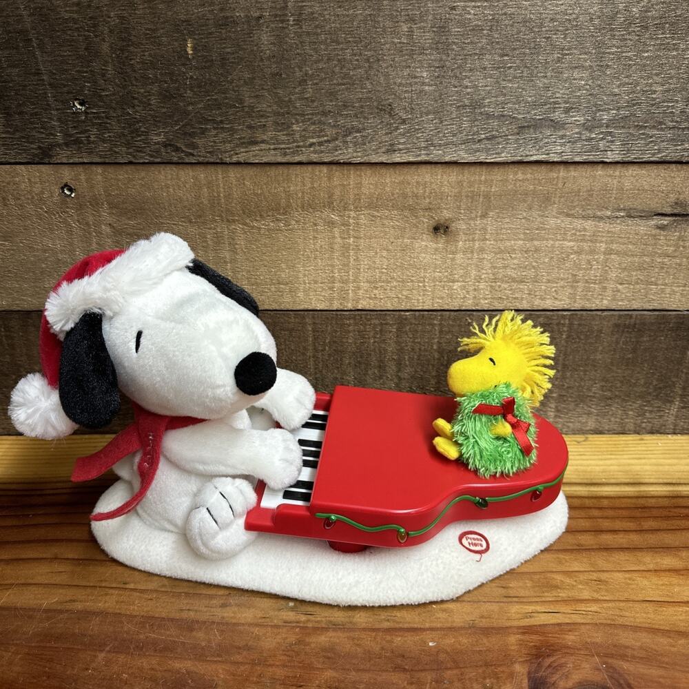 Hallmark Jingle Pals Swingin with Snoopy Woodstock Peanuts -sound And Lights